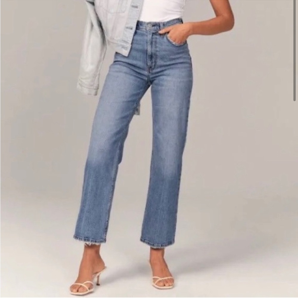 NWT The Crop Ultra High Rise Jean
